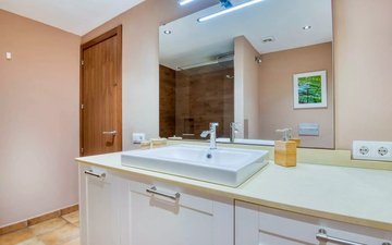 Property slide 22