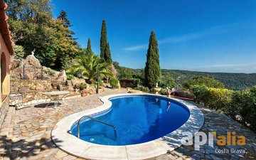 Property slide 4