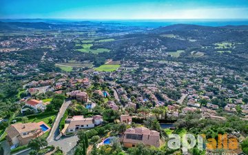 Property slide 8
