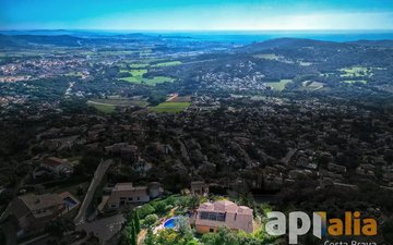 Property slide 9