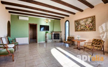 Property slide 34
