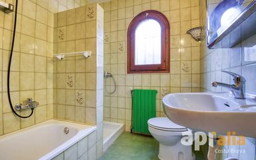 Property slide 39
