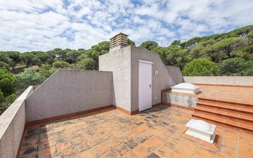 Property slide 18