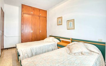 Property slide 16