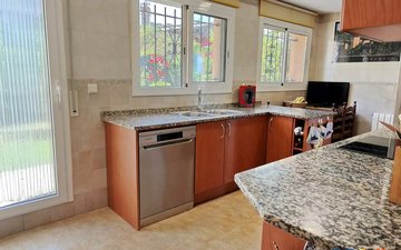 Property slide 9