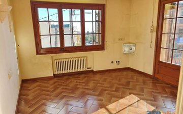 Property slide 23
