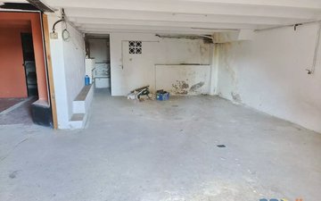 Property slide 33