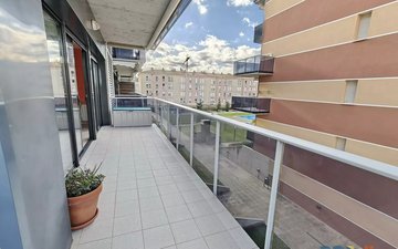 Property slide 19