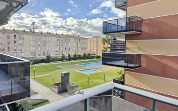 Property slide 21