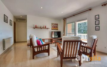 Property slide 21