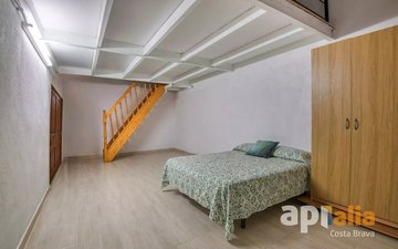 Property slide 33