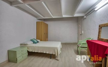 Property slide 34