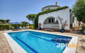 Property slide 10