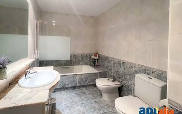 Property slide 21