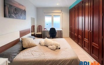 Property slide 25