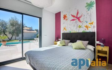 Property slide 15