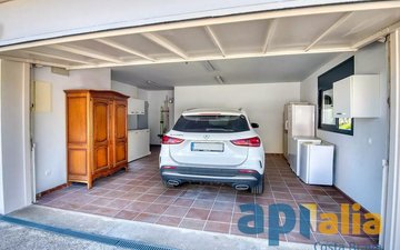 Property slide 24
