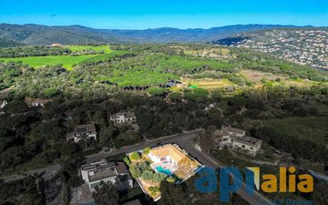 Property slide 30