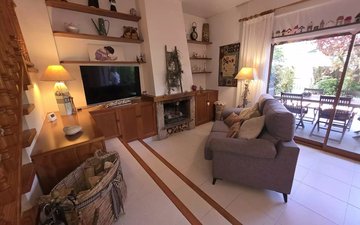 Property slide 19