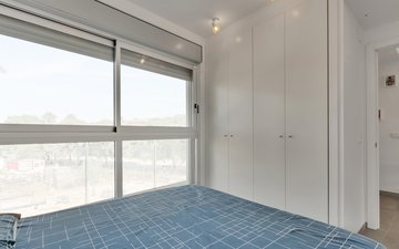 Property slide 25