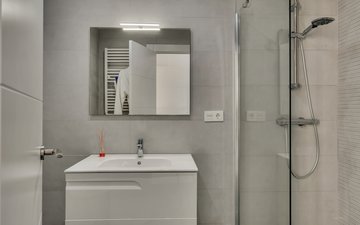 Property slide 31