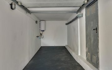 Property slide 46