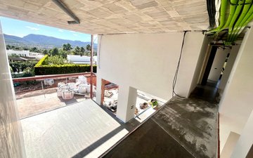 Property slide 14