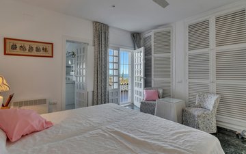 Property slide 20