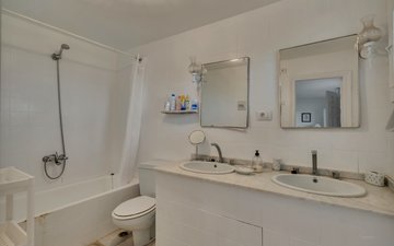 Property slide 29