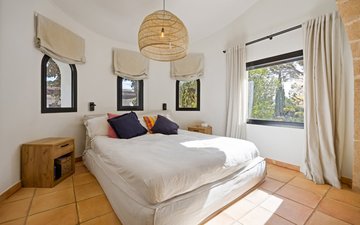 Property slide 16