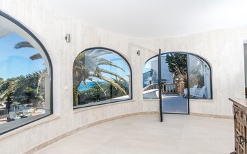 Property slide 31