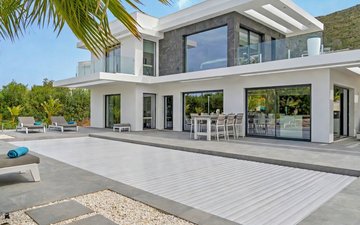 Property slide 10