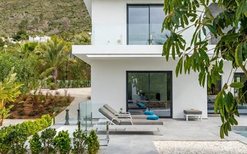 Property slide 12