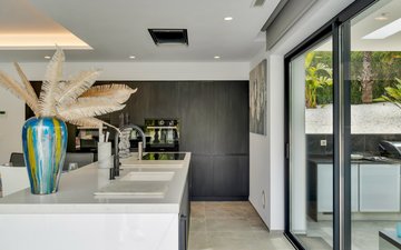 Property slide 25