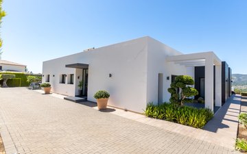 Property slide 8