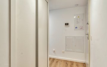 Property slide 24