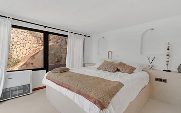 Property slide 47