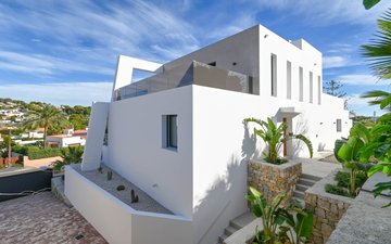 Property slide 35