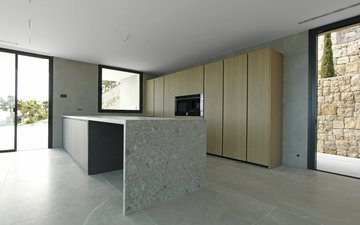 Property slide 14