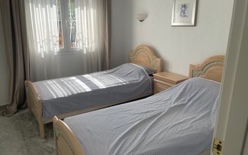 Property slide 21