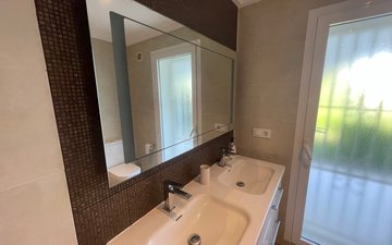 Property slide 35