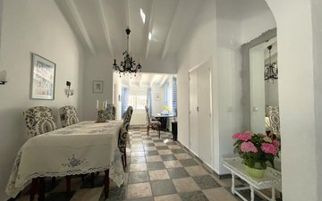 Property slide 9
