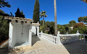 Property slide 27