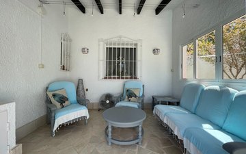Property slide 21