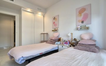 Property slide 21