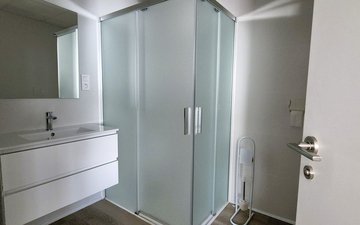 Property slide 44