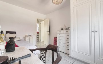 Property slide 14