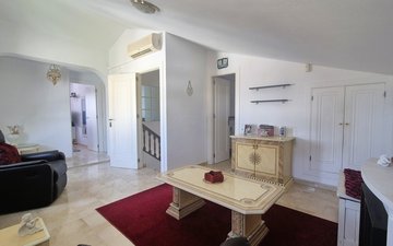 Property slide 17