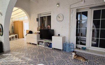 Property slide 22