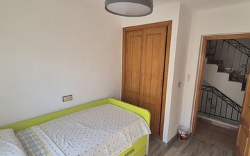 Property slide 16